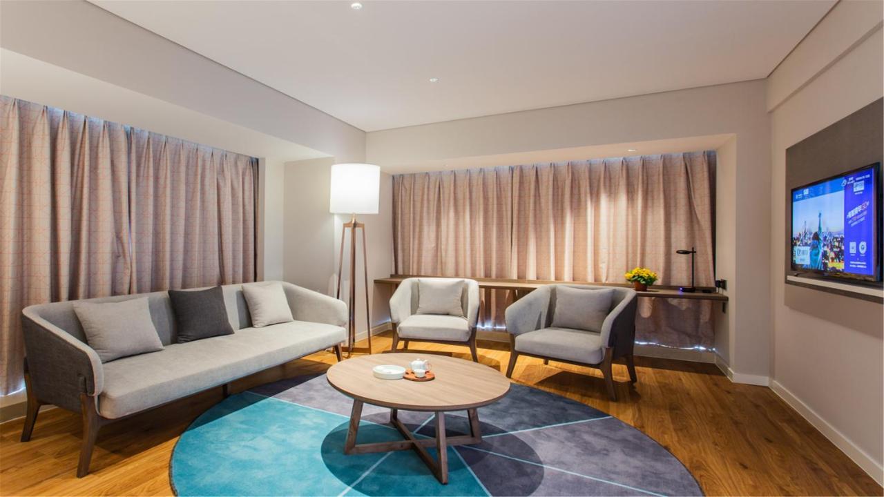 Holiday Inn Express Jiangmen Jianghai By Ihg Exterior foto